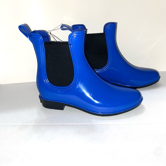 NWT Electric Blue, Seven7 Halifax Rain Bootie, Size 6 - Picture 4 of 8